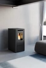 Stufa a pellet ventilata PUNTO FUOCO Rosita 9.5 KW nera - immagine 2